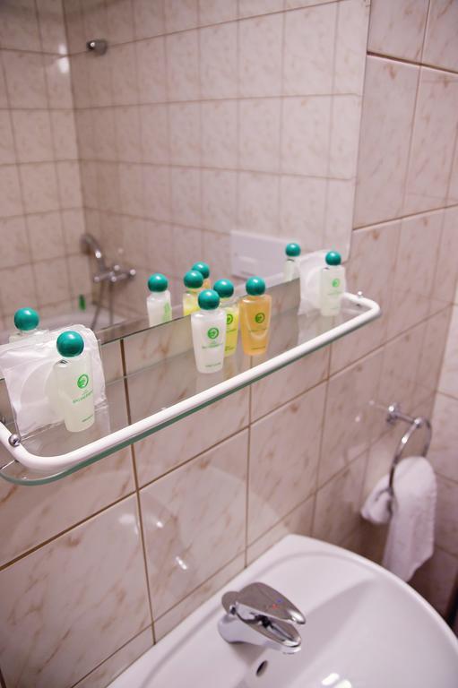 Family Hotel Fenerite Gabrovo Luaran gambar