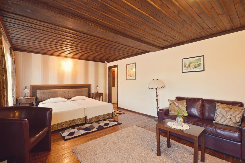 Family Hotel Fenerite Gabrovo Luaran gambar