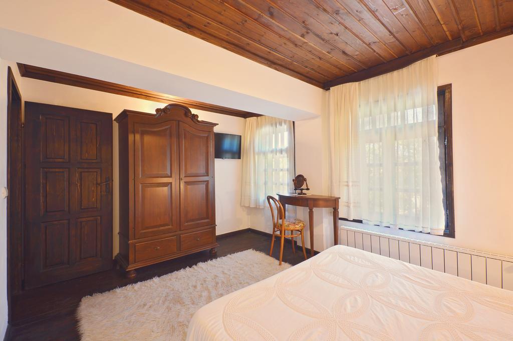 Family Hotel Fenerite Gabrovo Luaran gambar