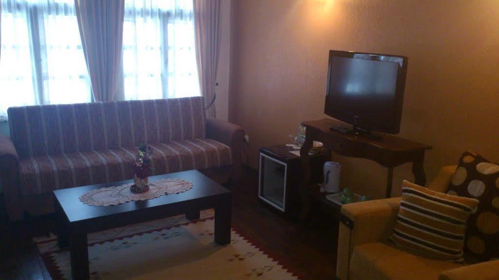 Family Hotel Fenerite Gabrovo Luaran gambar