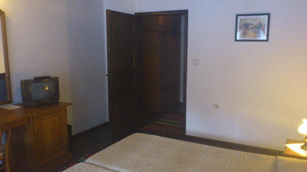 Family Hotel Fenerite Gabrovo Luaran gambar