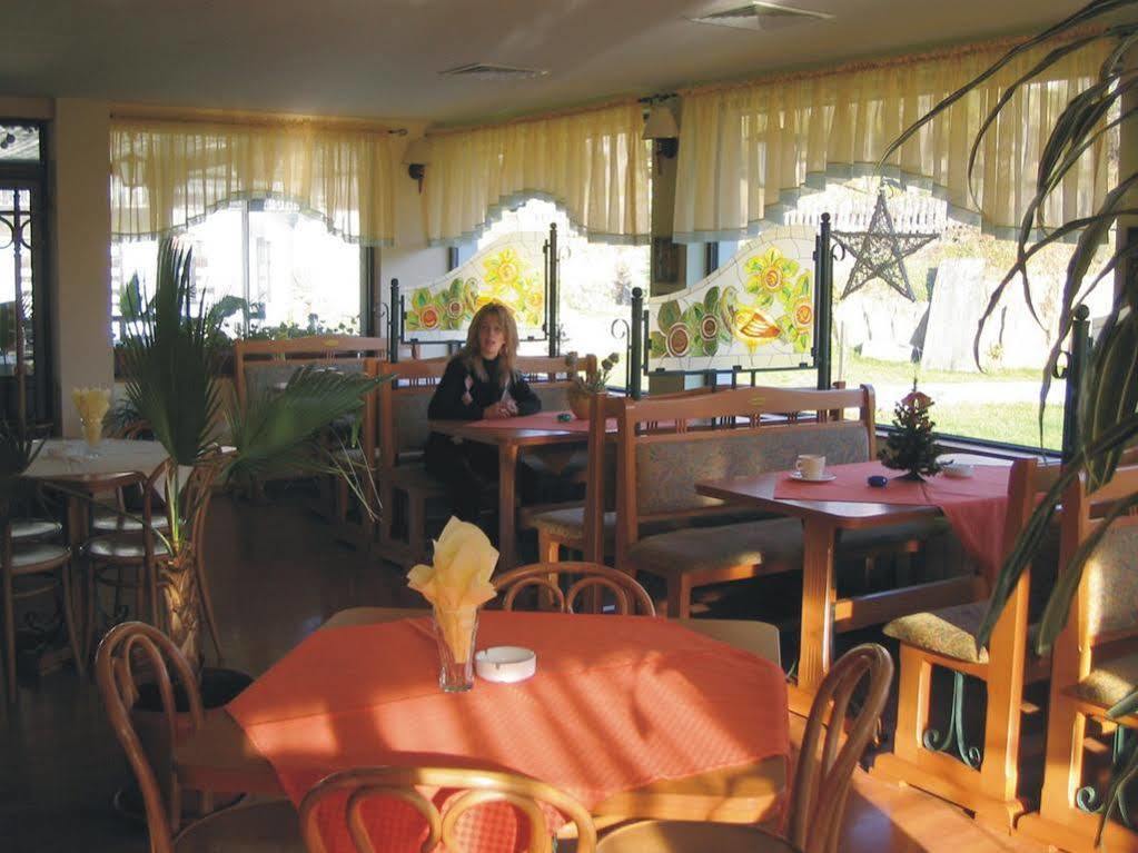 Family Hotel Fenerite Gabrovo Luaran gambar