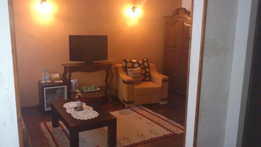 Family Hotel Fenerite Gabrovo Luaran gambar